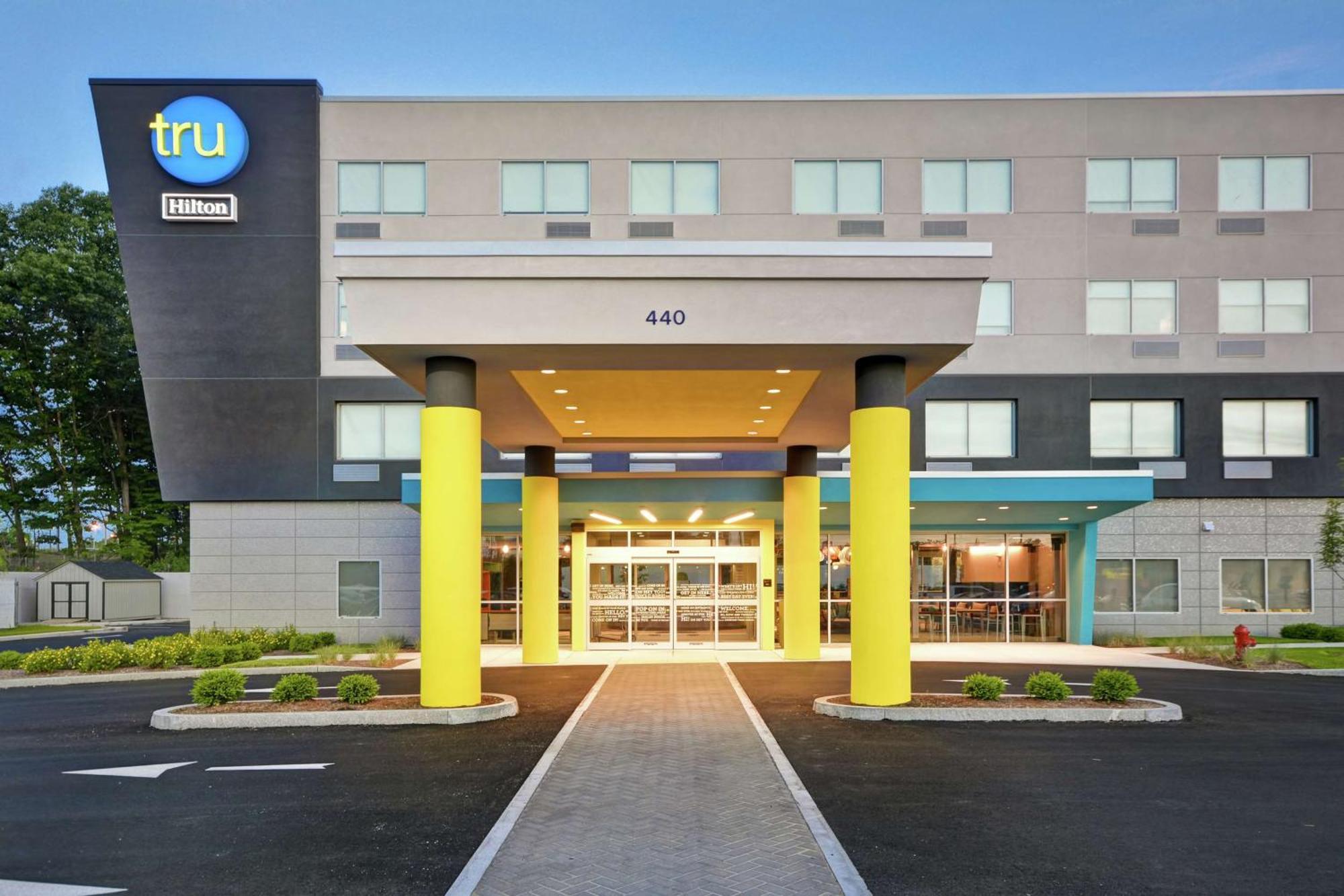 Tru By Hilton Chicopee Springfield Hotel Exterior photo